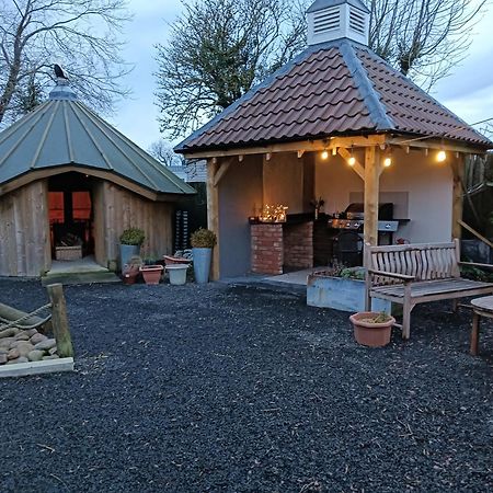 Hotel Lucker mill shepherds huts Exterior foto