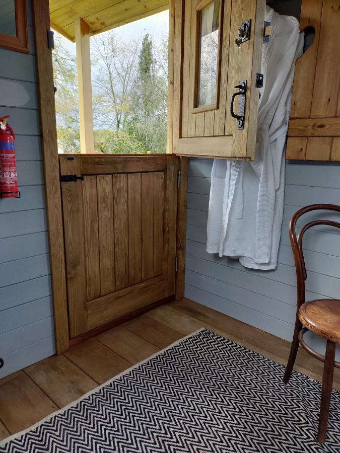 Hotel Lucker mill shepherds huts Exterior foto