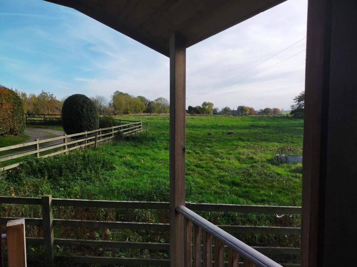 Hotel Lucker mill shepherds huts Exterior foto