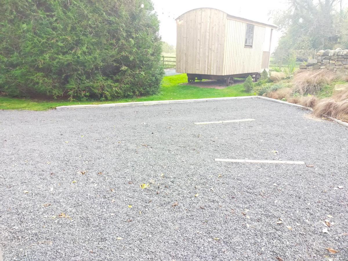 Hotel Lucker mill shepherds huts Exterior foto